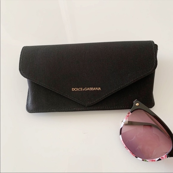 Dolce & Gabbana Sunglasses, New - Picture 9 of 11